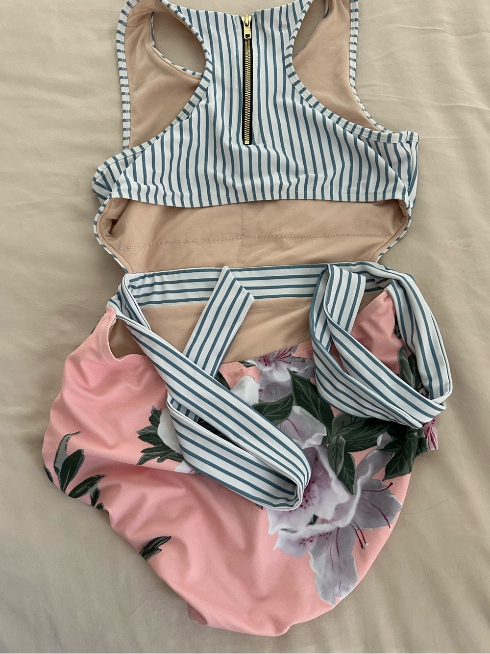 Albion Fit Island Fever Castaway One Piece Swimsuit Stripe Floral Size L - Picture 7 of 10